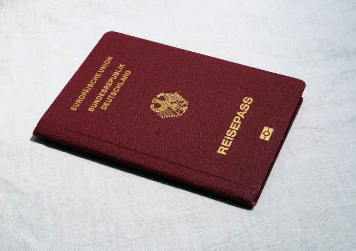 Pass- und Meldewesen