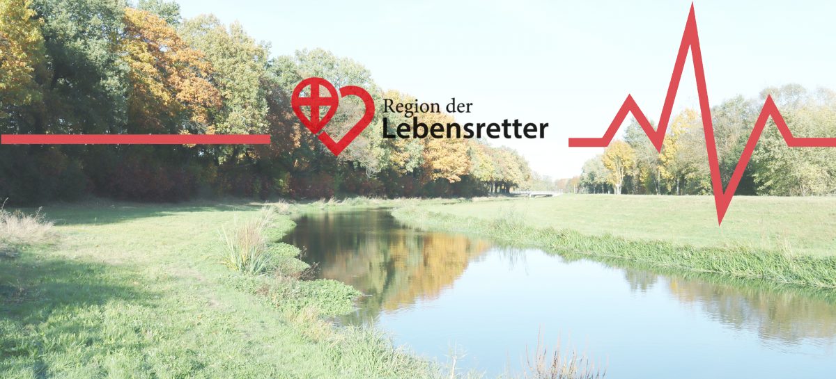 Bild Hoyerswerda (Schwarze Elster) mit Logo "Region der Lebensretter"