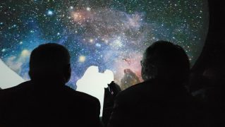 Die Planetariumsshow gibt Einblick in die unendlichen Weiten des Universums