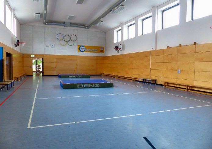 Turnhalle der Grundschule an der Elster (innen)