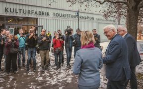 Bundespräsident Frank-Walter Steinmeier zu Besuch in Hoyerswerda
