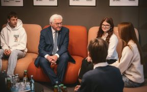 Bundespräsident Frank-Walter Steinmeier zu Besuch in Hoyerswerda