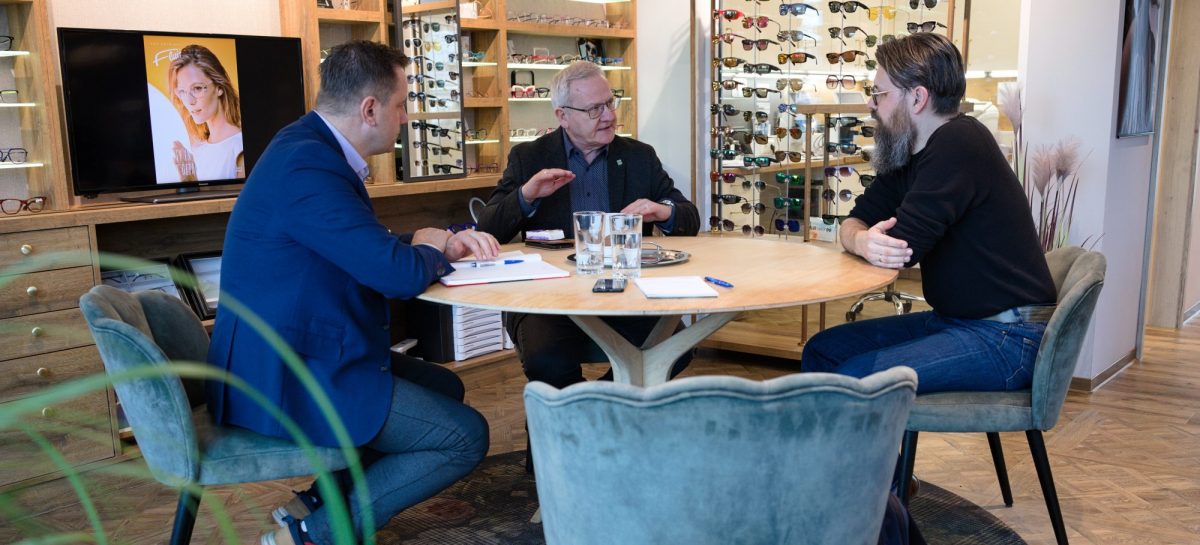 Unternehmensbesuch bei „Der Brillenträger“