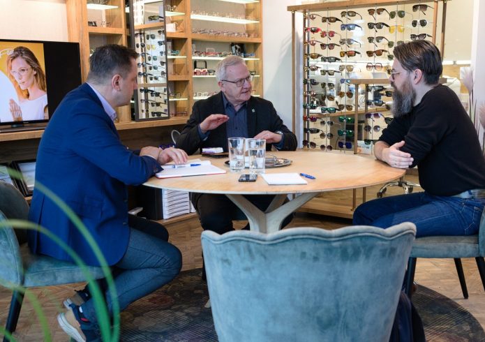 Unternehmensbesuch bei „Der Brillenträger“