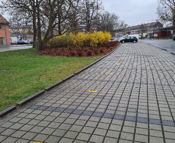 Parkplatzsensoren am Zoo - Foto 1