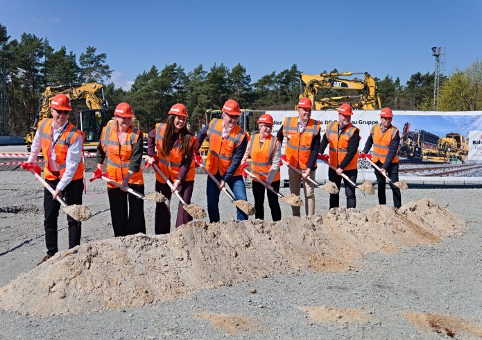 Spatenstich für das Qualifizierungszentrum der Deutschen Bahn in Knappenrode am 17. April 2026