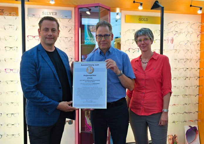 Urkundenübergabe 1A Augenoptiker an City Optik Böhm am 03.06.2026
