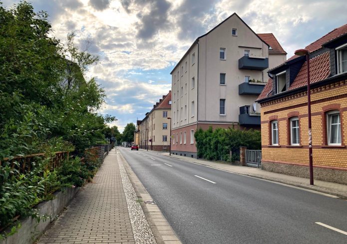 Heinrich-Heine-Straße im Sommer 2026