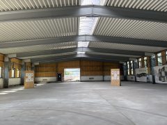 Blick in die große, noch im Ausbau befindliche Halle des Forschungstechnikums.