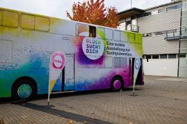 Suchtpräventionswoche 2026 - Projekt Bus GLÜCK SUCHT DICH