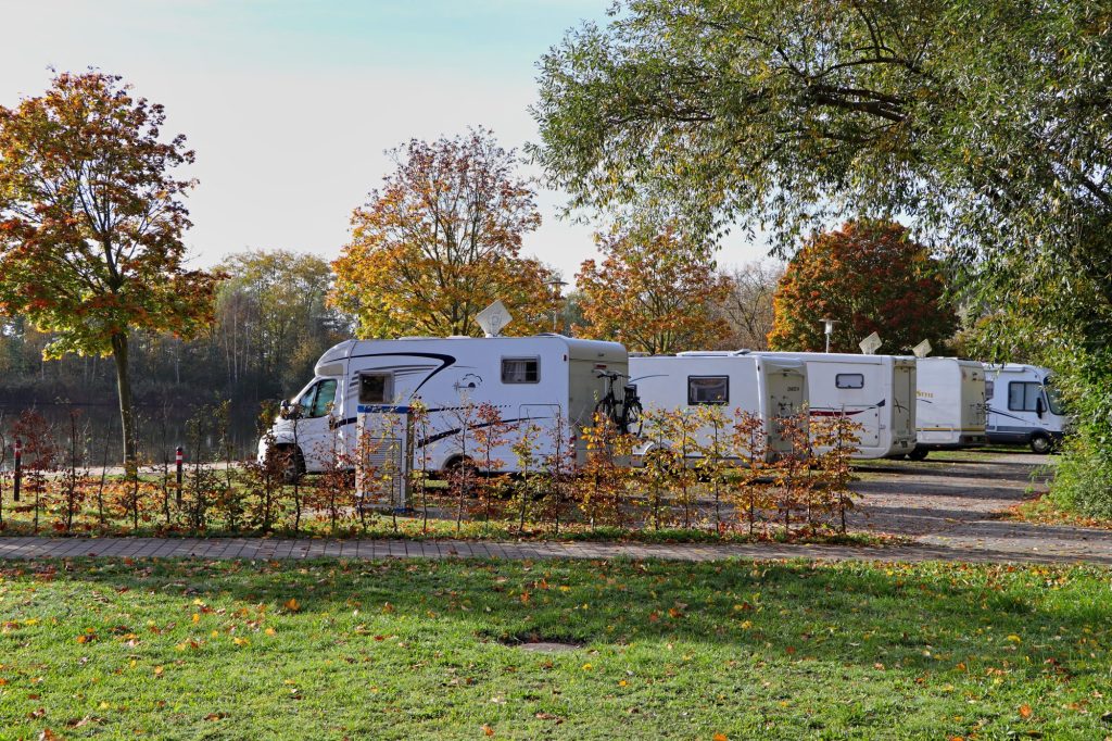 Wohnmobile am Gondelteich